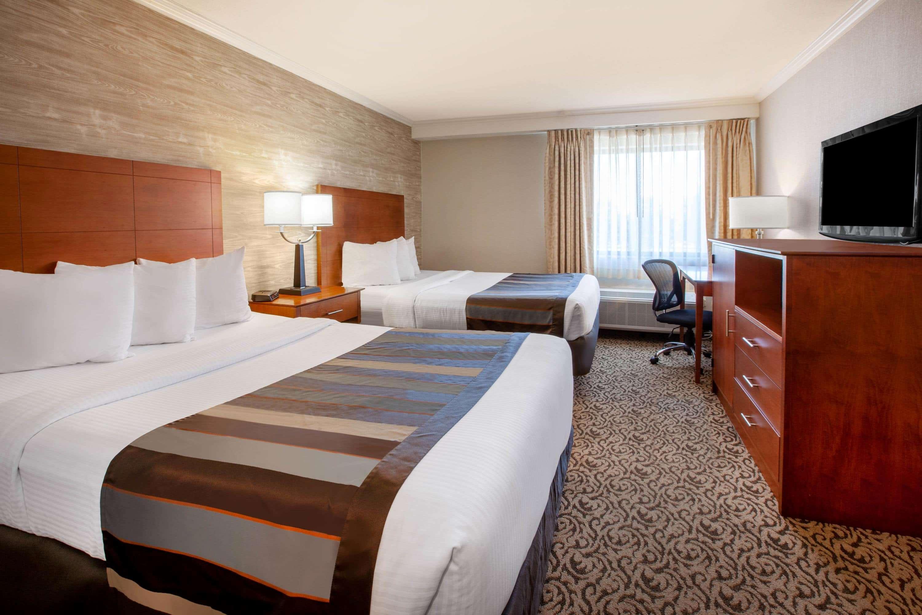 Wingate By Wyndham Detroit Metro Airport Hotel Romulus Exterior photo