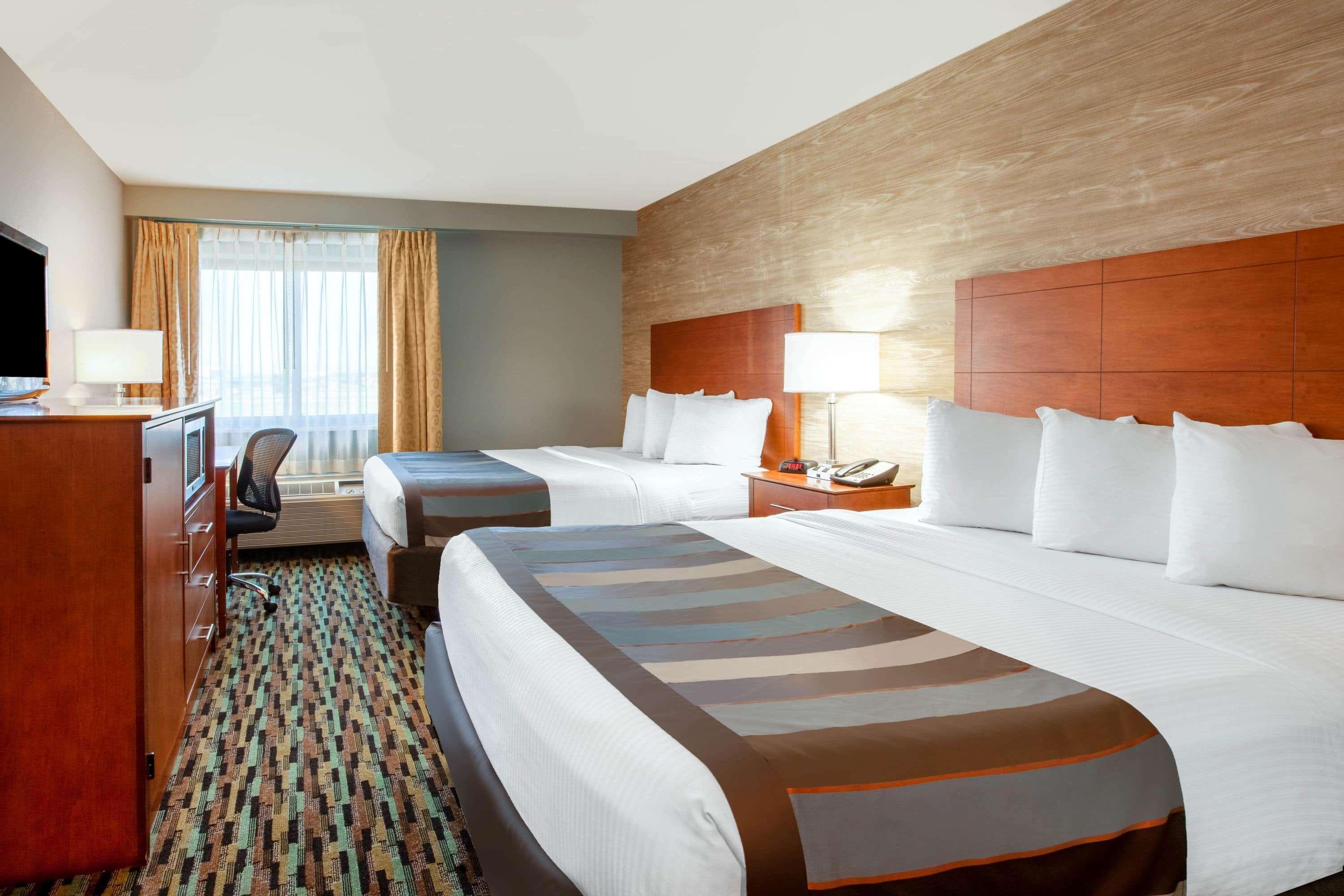 Wingate By Wyndham Detroit Metro Airport Hotel Romulus Exterior photo