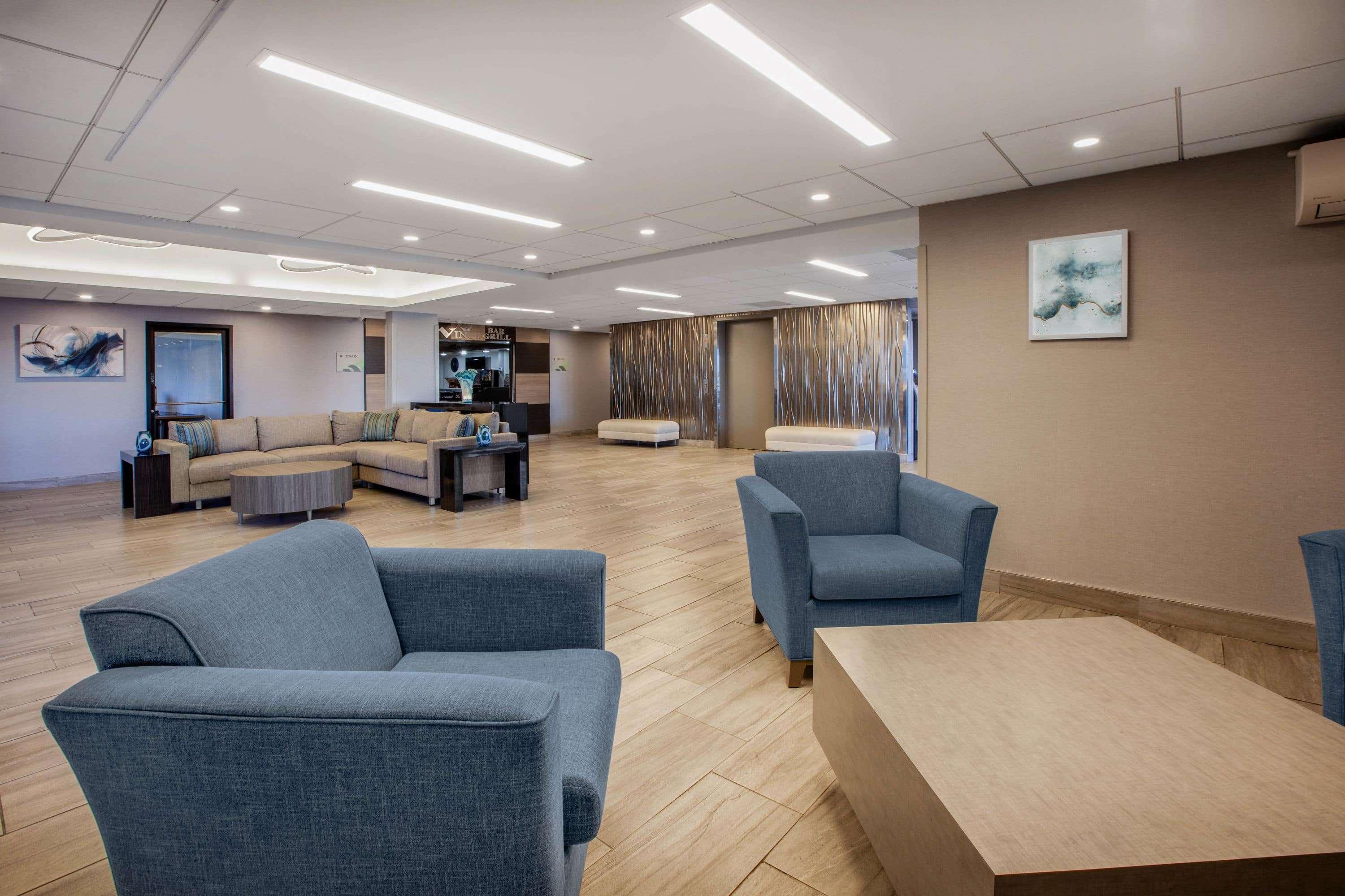 Wingate By Wyndham Detroit Metro Airport Hotel Romulus Exterior photo